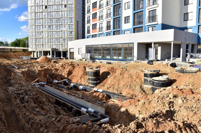 Photo de travaux en cours de réalisation sur un réseau de chaleur urbain